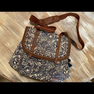 SakRoots Purse/Backpack